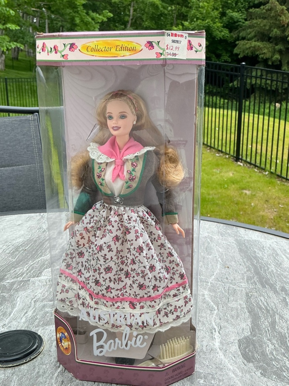Austrian Barbie Doll 21553 Dolls of the World 1998 Mattel